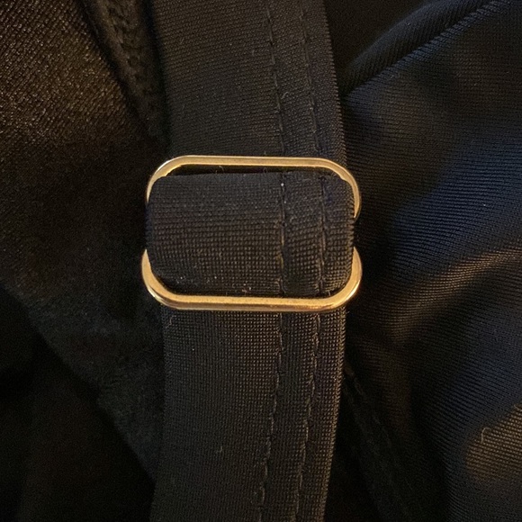 Fit 4 U High Neck Tiered Swimsuit Size 18W - Picture 7 of 11